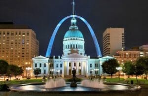old courthouse in St. Louis City Mo representing justice